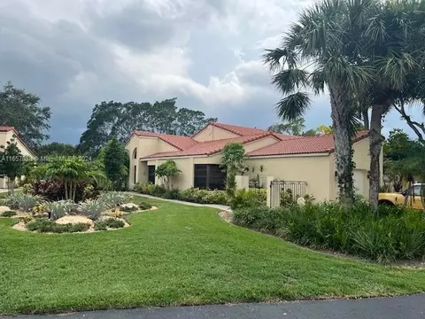 2672 N Deer Creek Emerald Way N, Deerfield Beach, FL 33442