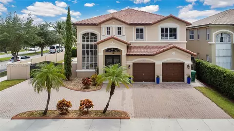 15300 SW 10th St, Miami, FL 33194
