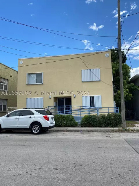 229 NW 10th Ave #2, Miami, FL 33128