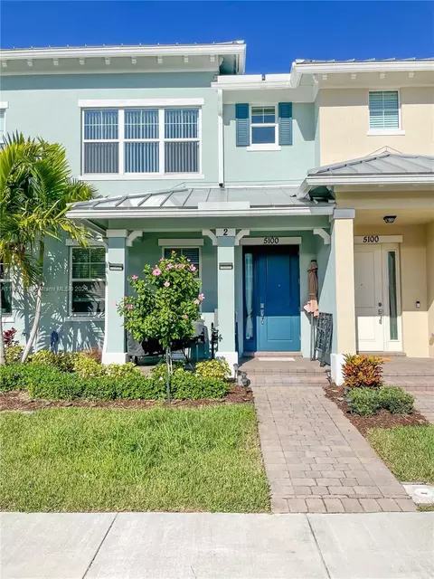 5100 Eucalyptus Dr #2, Hollywood, FL 33021