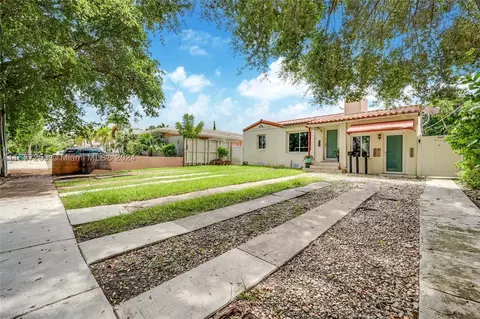 3499 SW 1st Ave, Miami, FL 33145