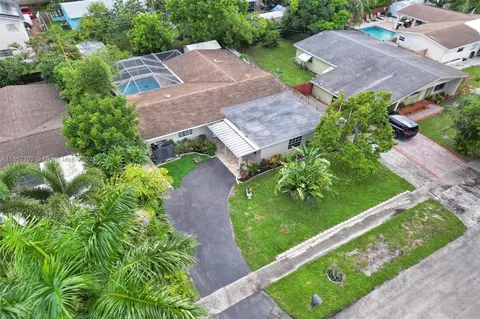 7150 Meade St, Hollywood, FL 33024