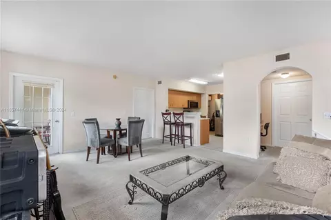 901 Belmont Ln #901, North Lauderdale, FL 33068