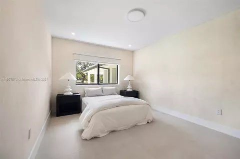 Bedroom - 6855 SW 112th St, Pinecrest, FL 33156 photo 4 of 6