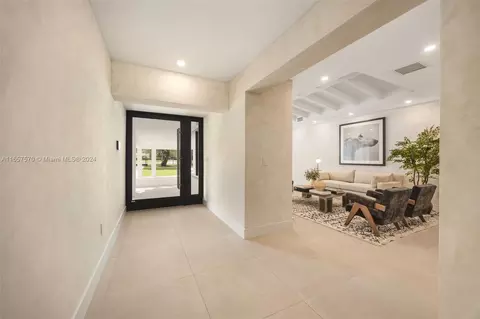 Entry Way - 6855 SW 112th St, Pinecrest, FL 33156 photo 1 of 2