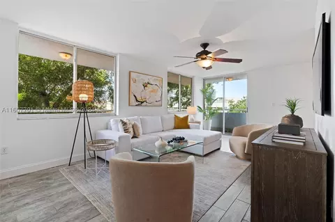 7601 Dickens Ave #302, Miami Beach, FL 33141