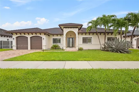 12680 SW 91st Ave, Miami, FL 33176