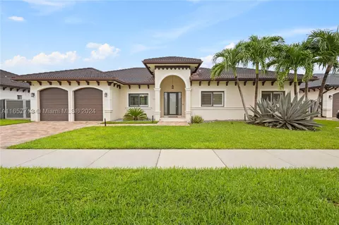 12680 SW 91st Ave, Miami, FL 33176