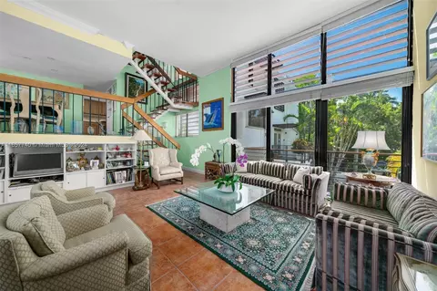 205 Enid Dr #32, Key Biscayne, FL 33149 photo 3
