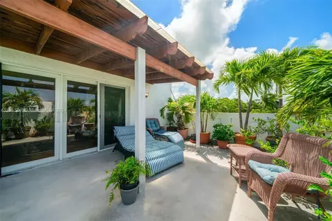 205 Enid Dr #32, Key Biscayne, FL 33149 photo 25