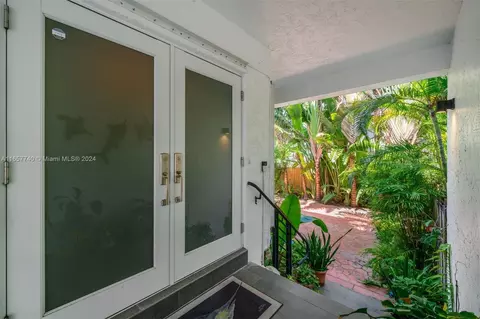 205 Enid Dr #32, Key Biscayne, FL 33149 photo 27