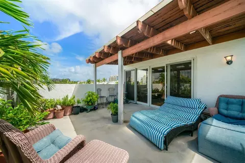 205 Enid Dr #32, Key Biscayne, FL 33149 photo 24