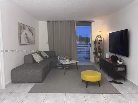 14165 SW 87th St #D404, Miami, FL 33183