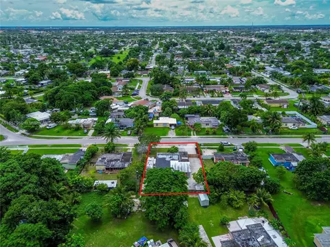 15431 Harding Ln, Homestead, FL 33033