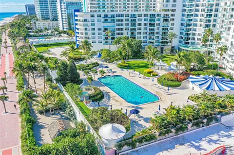 5151 Collins Ave #535, Miami Beach, FL 33140