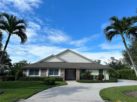 184 SE Turtle Creek Dr, Jupiter, FL 33469