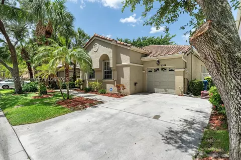 5344 NW 106th Dr, Coral Springs, FL 33076