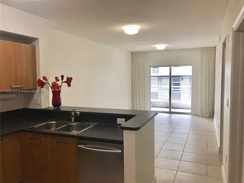 471 NE 25th St #204, Miami, FL 33137