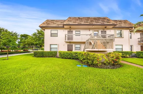 10540 NW 10th St #101, Pembroke Pines, FL 33026