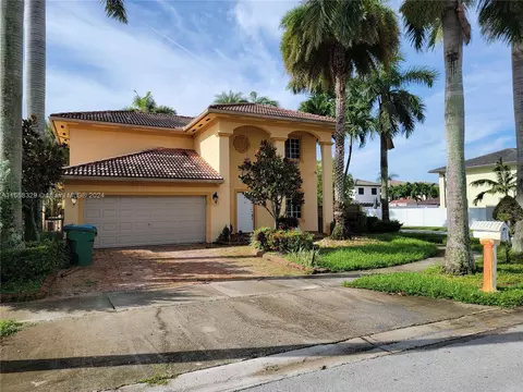 7790 NW 200th St, Hialeah, FL 33015