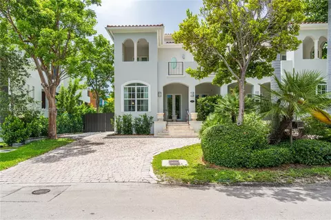 290 Fernwood Rd #1, Key Biscayne, FL 33149