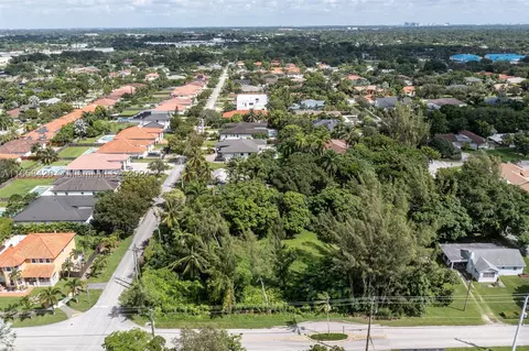 17391 SW 92nd Ct, Palmetto Bay, FL 33157