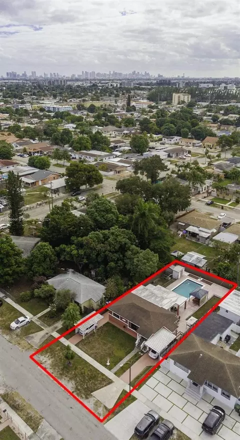 View/Area - 150 E 38th St, Hialeah, FL 33013 photo 2 of 3