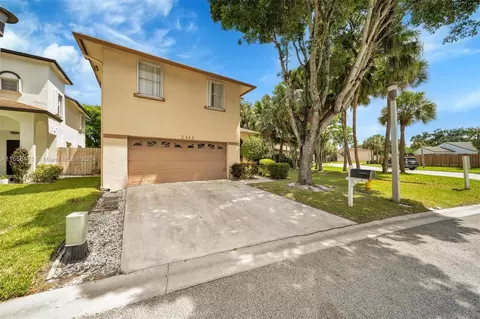 2342 NW 34th Way, Coconut Creek, FL 33066