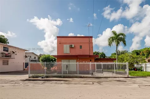 2430 NW 26th St, Miami, FL 33142