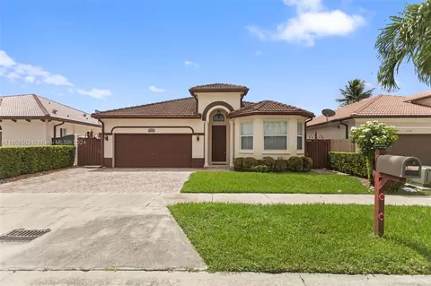 14760 SW 35th Ln, Miami, FL 33185
