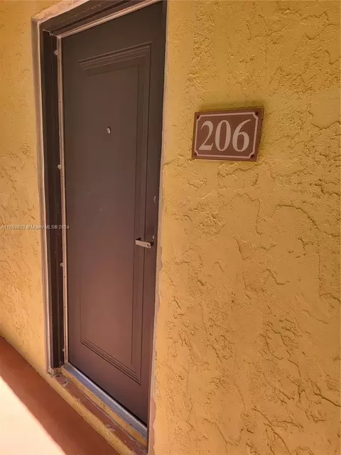 7860 Camino Real #L-206, Miami, FL 33143