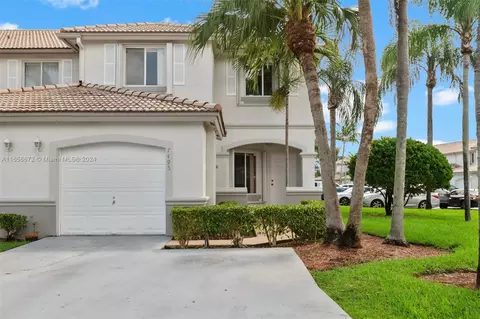 7495 SW 162nd Pl, Miami, FL 33193