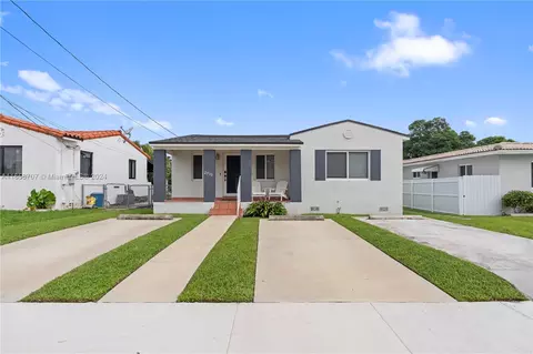 2935 SW 25th St, Miami, FL 33133