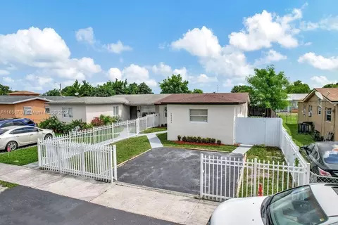 19221 NW 34th Ct, Miami Gardens, FL 33056
