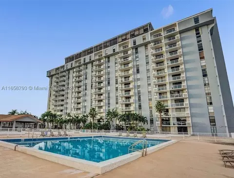 13499 Biscayne Blvd #801, North Miami, FL 33181 photo 13