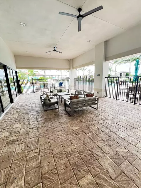 10522 W 35th Ln, Hialeah, FL 33018 photo 58