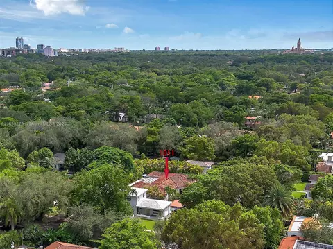 View/Area - 1011 Madrid St, Coral Gables, FL 33134 photo 3 of 4
