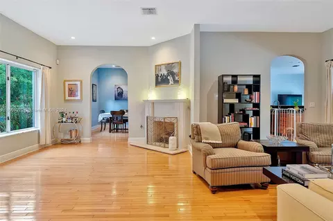 Living - 1011 Madrid St, Coral Gables, FL 33134 photo 2 of 4