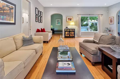Living - 1011 Madrid St, Coral Gables, FL 33134 photo 3 of 4