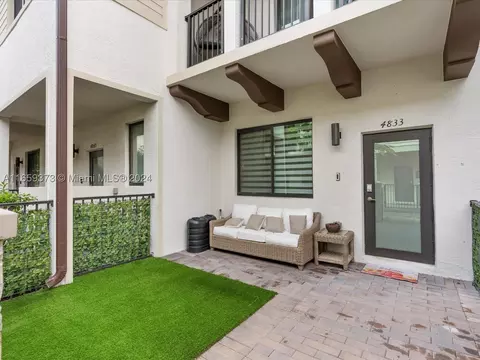 4833 NW 83 Pkwy #4833, Doral, FL 33166