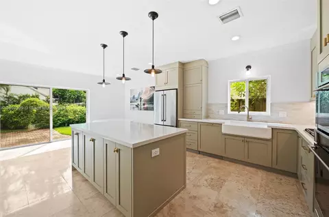 3183 Matilda St #3183, Coconut Grove, FL 33133