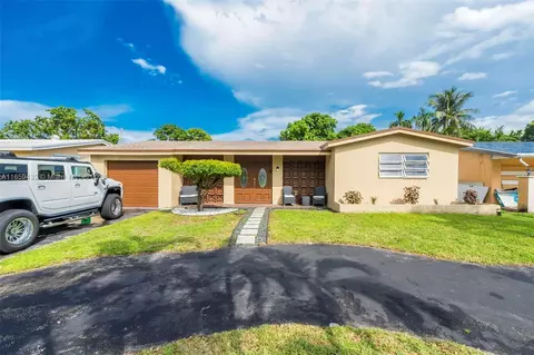 2331 Utopia Dr, Miramar, FL 33023