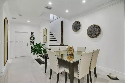 7361 NW 174th Ter #104, Hialeah, FL 33015