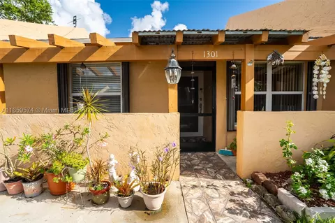 1301 Sandpiper Blvd #0, Homestead, FL 33035