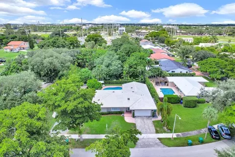 14530 Sabal Dr, Miami Lakes, FL 33014 photo 36