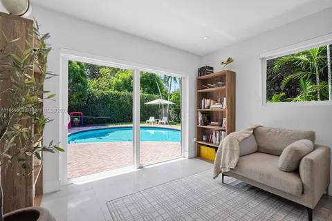 14530 Sabal Dr, Miami Lakes, FL 33014 photo 25