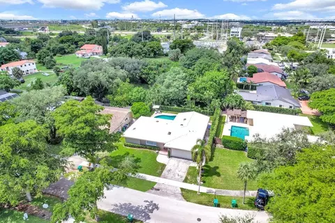 14530 Sabal Dr, Miami Lakes, FL 33014 photo 38