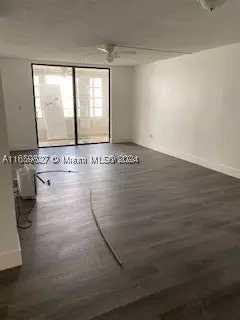 2840 Somerset Dr #202M, Lauderdale Lakes, FL 33311