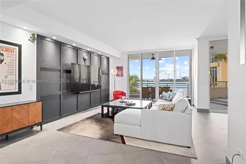 848 Brickell Key Dr #301, Miami, FL 33131