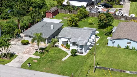 222 SW 2nd St, Florida City, FL 33034